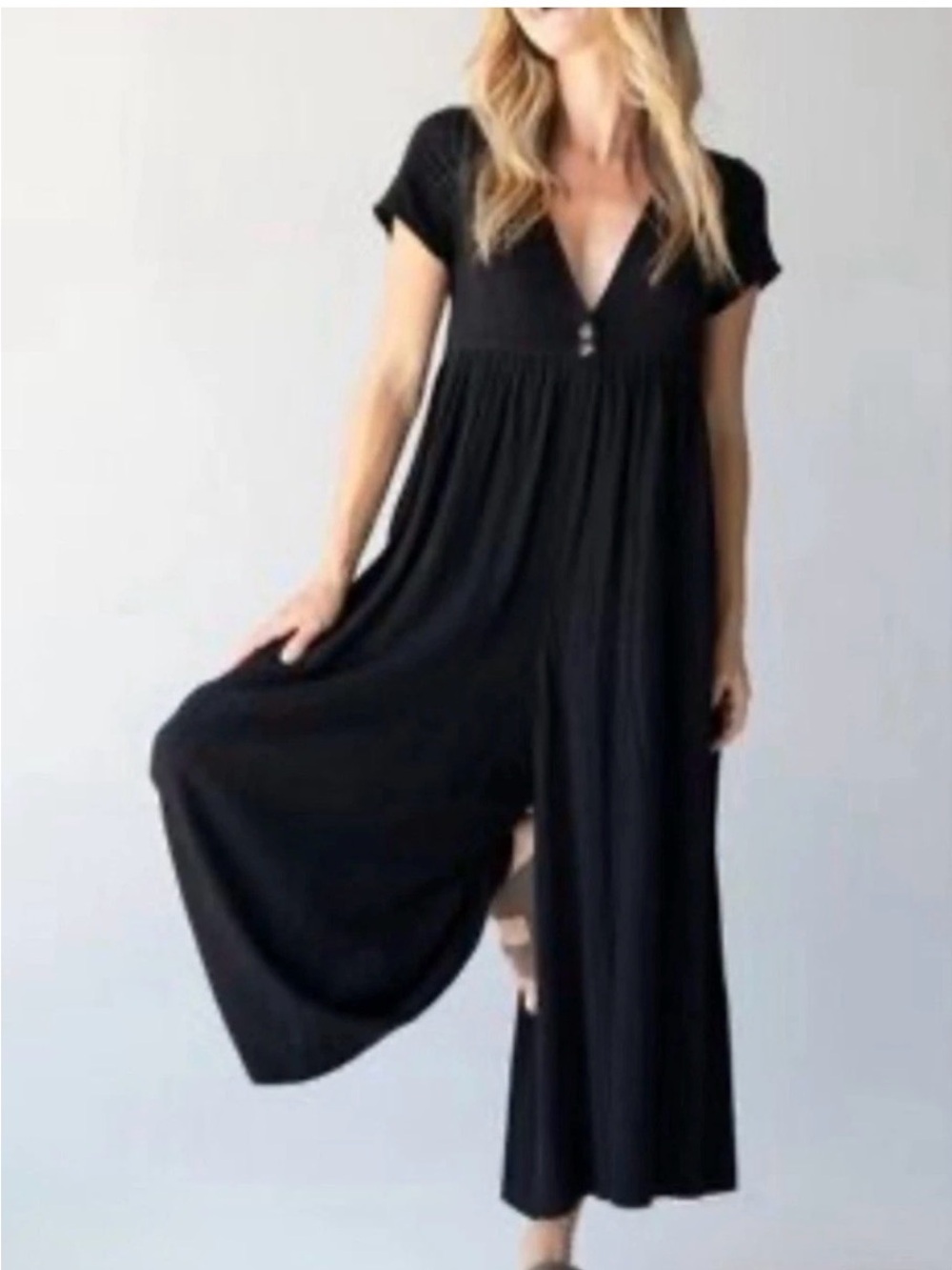 Natural Life Avery Wide Leg Jumpsuit Size Medium. Black. EUC!